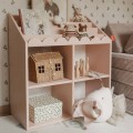 różowa biblioteczka do pokoju dziewczynki montessori