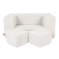 biała sofa do pokoju dziecka
