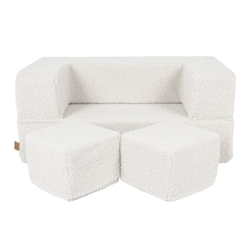 biała sofa do pokoju dziecka