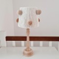 lampka nocna boho z pomponami (1).jpg
