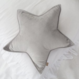 BABYLY - PODUSZKA GWIAZDKA VELVET JASNOSZARA