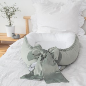 BABYLY - KOKON NIEMOWLĘCY VELVET Z KOKARDĄ MIĘTA
