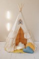 Namiot tipi z falbankami