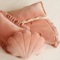poduszka dekoracyjna z falbanką soft velvet