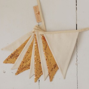 MOI MILI - SEQUIN GARLAND GOLD AND BEIGE
