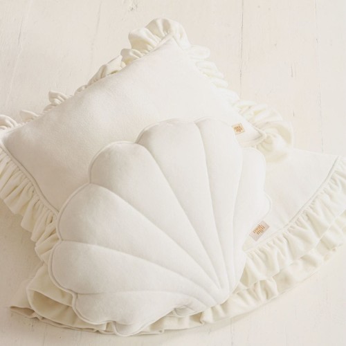white shell pillow