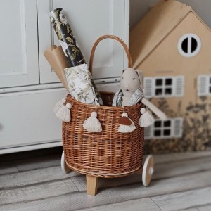 LITTLE DREAMS - WICKER BASKET ON WHEELS NATURAL